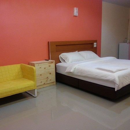 Lemon Home Kanchanaburi Exterior foto